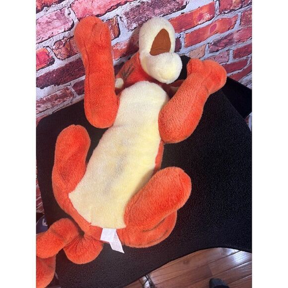 Vintage Tigger Plush Toy Stuffed Animal 18" Disney Winnie The Pooh Orange & Yell - Picture 4 of 4